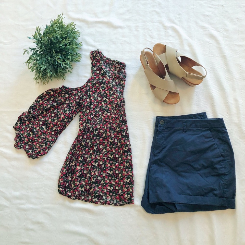 Floral cold shoulder top